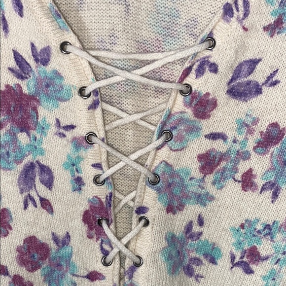 SALTWATER LUXE Vittoria Floral Back Tie Sweater NEW - Picture 7 of 9